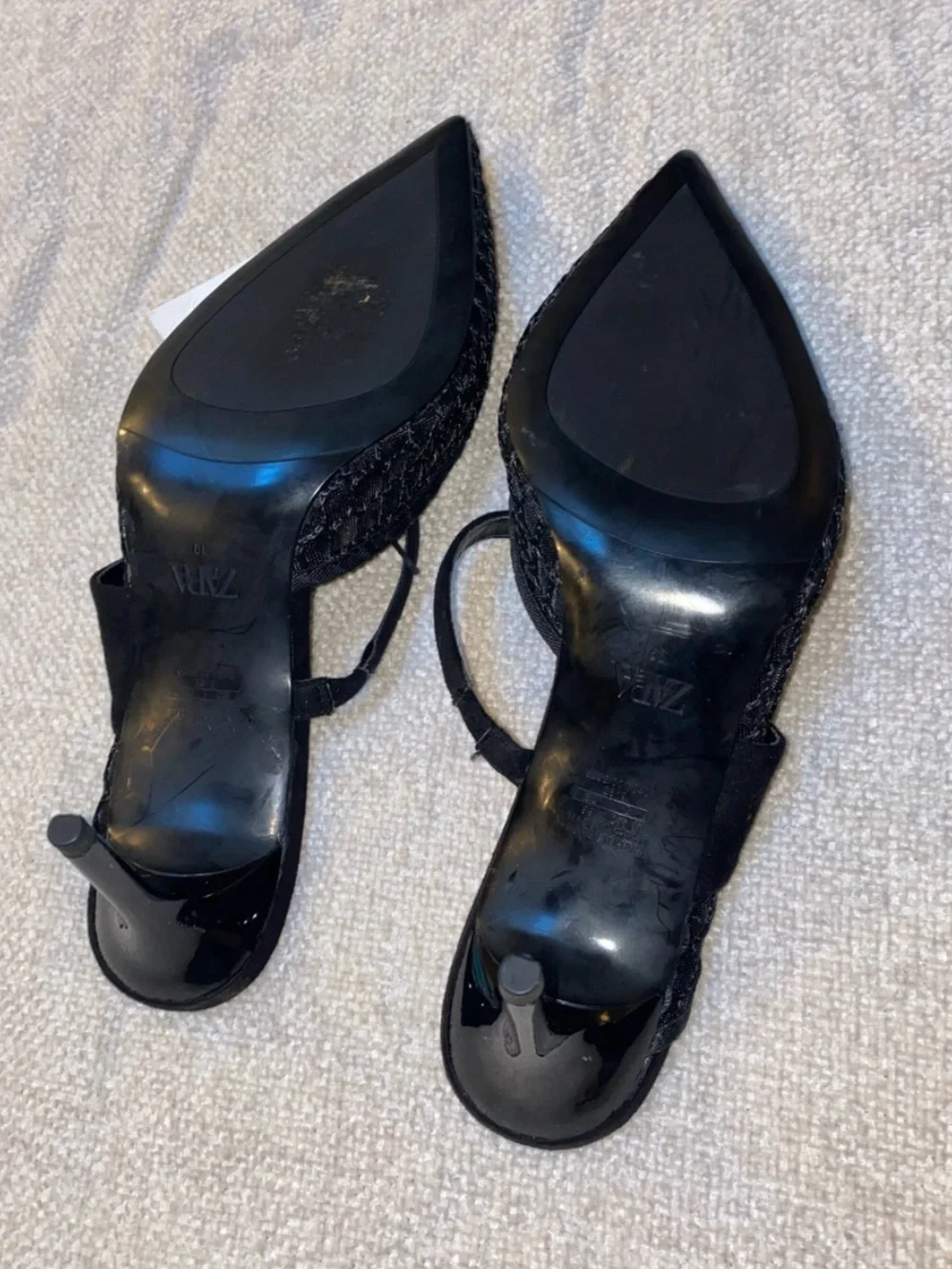 Zara Black Pointed Toe Mesh Heels Size 39 (8) Witchy Quiet Luxury Workwear